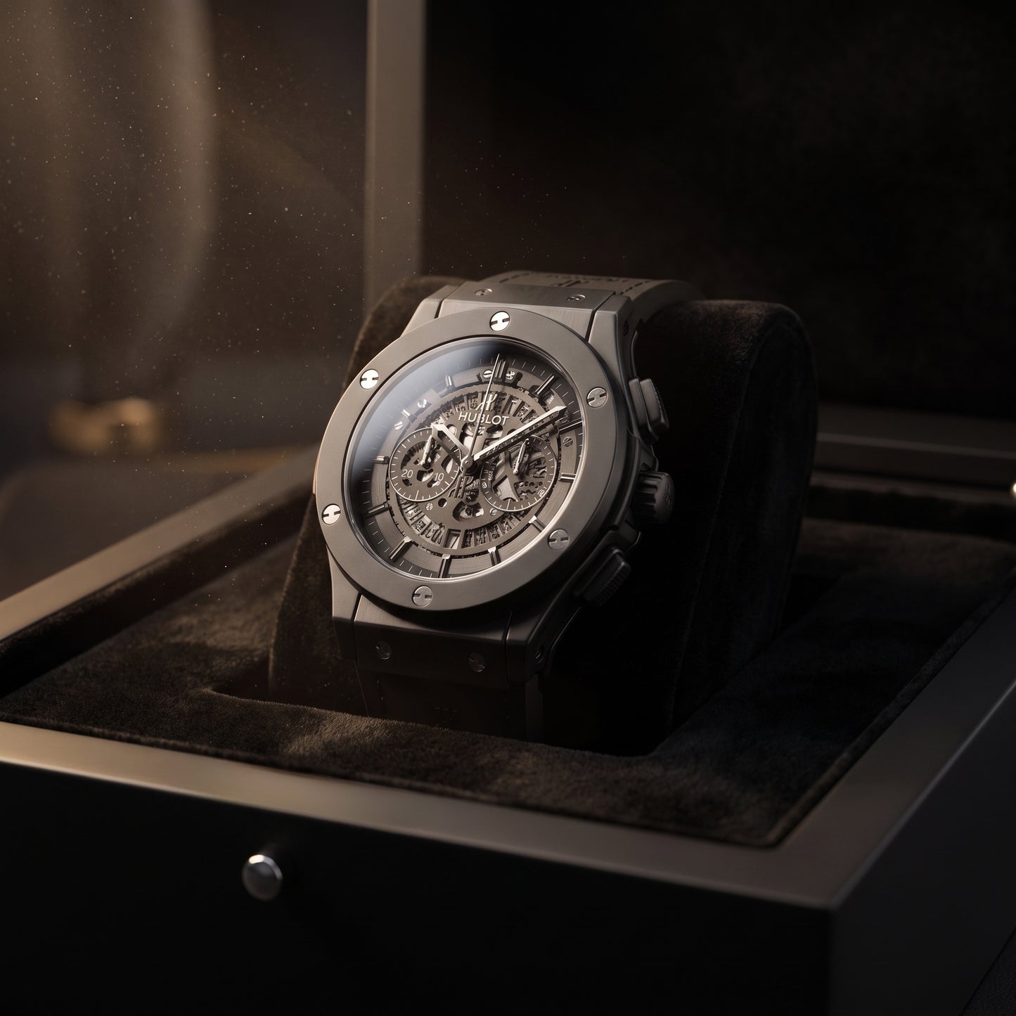 Hublot Luxury Watch For Men (Black)